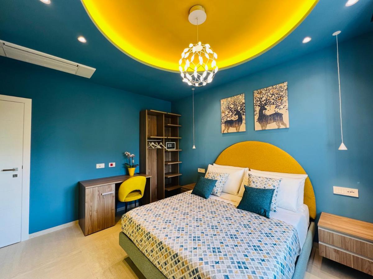 Yourhome - Lucrezia Suites Sorrento Ngoại thất bức ảnh