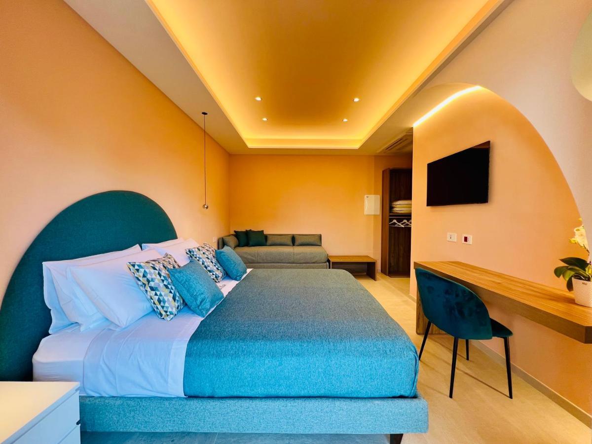Yourhome - Lucrezia Suites Sorrento Ngoại thất bức ảnh